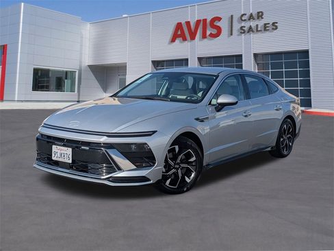 Used 2025 Hyundai Sonata SEL image 1