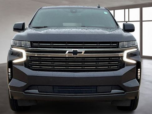 Used 2022 Chevrolet Tahoe RST w/ Luxury Package image 3