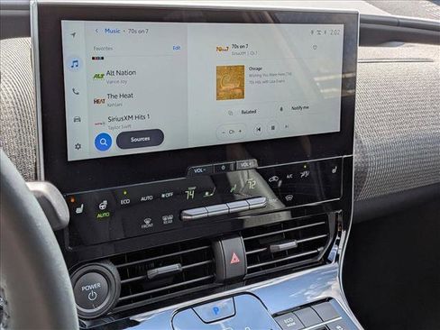 Used 2025 Toyota bZ4X AWD image 6