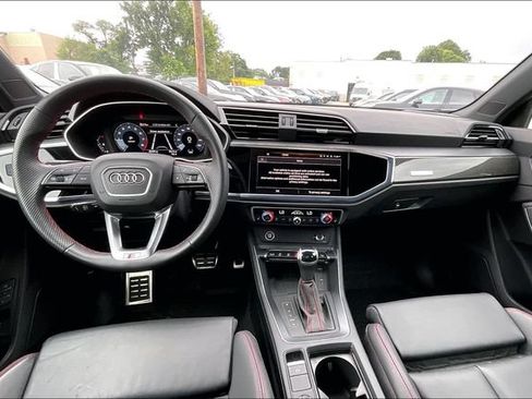 Certified 2025 Audi Q3 2.0T Premium Plus w/ Premium Plus Package AWD/4WD image 15