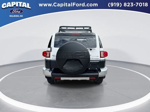 Used 2010 Toyota FJ Cruiser 4WD image 7