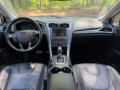 Used 2014 Ford Fusion Titanium FWD image 24