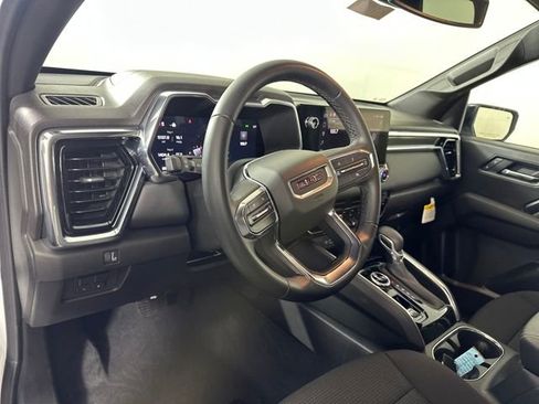 New 2025 GMC Canyon Elevation w/ Convenience Package image 13