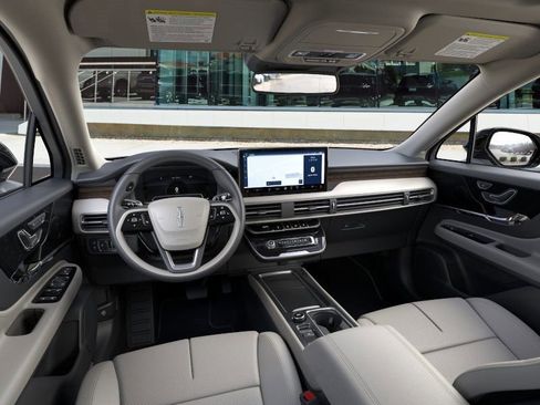 New 2026 Lincoln Corsair Grand Touring w/ Jet Appearance Package image 9