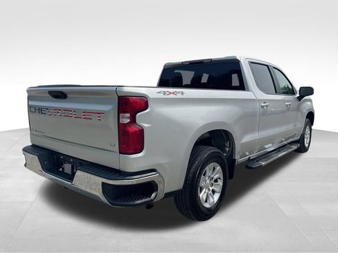 Used 2020 Chevrolet Silverado 1500 LT AWD/4WD image 9