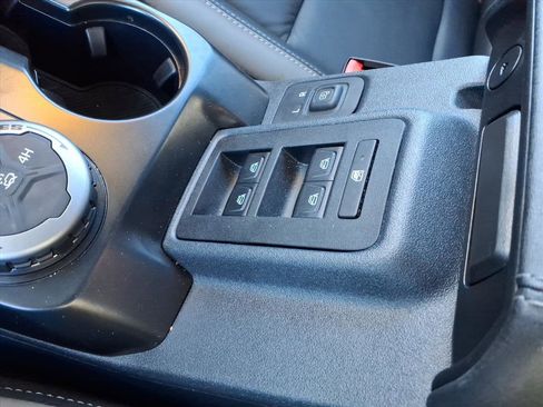 Certified 2025 Ford Bronco Outer Banks image 16