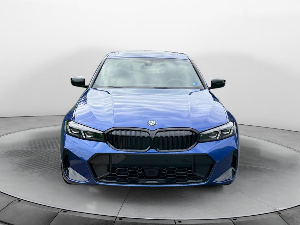 New 2026 BMW 330i xDrive Sedan w/ M Sport Package AWD/4WD image 2