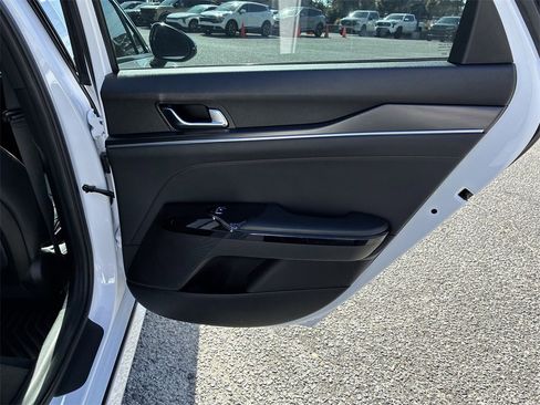 Used 2022 Kia K5 GT image 29