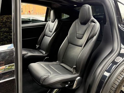 Used 2016 Tesla Model X Performance image 30