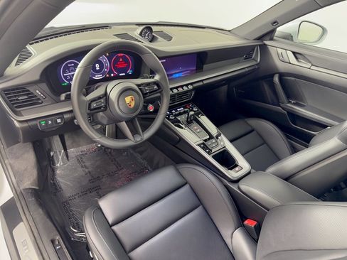 Certified 2026 Porsche 911 Carrera 4S AWD/4WD image 4
