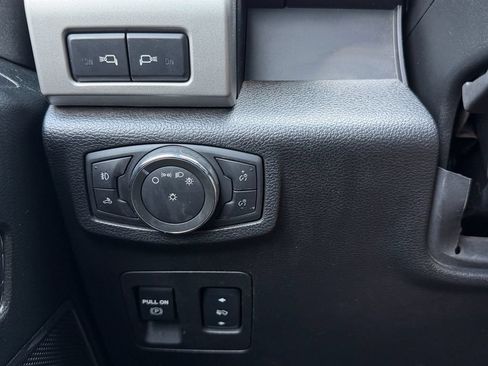 Used 2016 Ford F150 Lariat AWD/4WD image 22