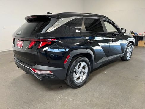 Used 2024 Hyundai Tucson SEL FWD image 3
