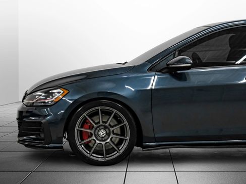 Used 2019 Volkswagen GTI SE FWD image 13