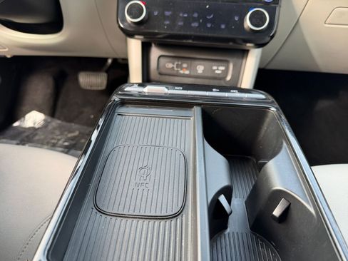 Used 2025 Hyundai Tucson Blue image 41