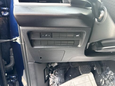 Used 2024 Mitsubishi Outlander SE AWD/4WD image 19