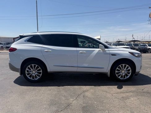 Used 2021 Buick Enclave Premium w/ Surround and Sites Package FWD image 4