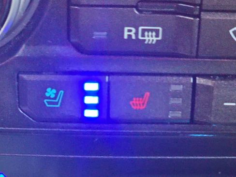 Used 2019 Ford F150 Raptor w/ Equipment Group 802A Luxury AWD/4WD image 25