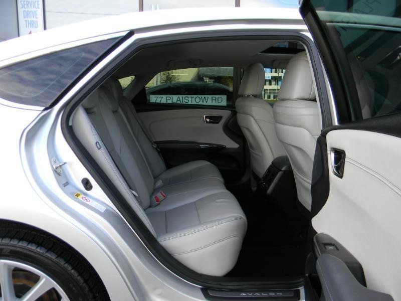 Used 2013 Toyota Avalon Limited FWD image 13