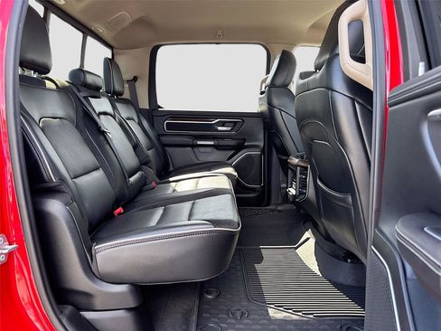 Used 2021 RAM 1500 Laramie image 32