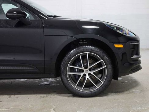 New 2026 Porsche Macan AWD/4WD image 11