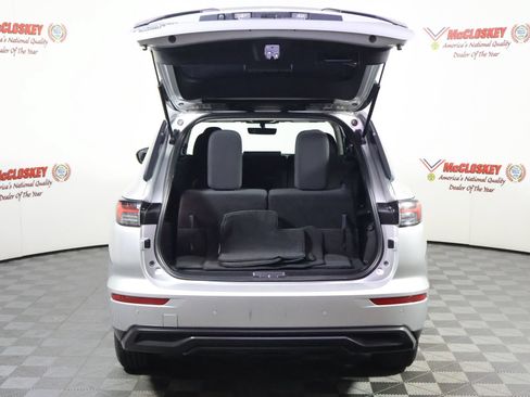 Used 2025 Mitsubishi Outlander ES AWD/4WD image 9