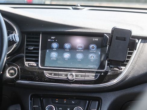 Used 2020 Buick Encore Preferred FWD image 18