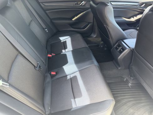 Used 2020 Honda Accord Sport image 14