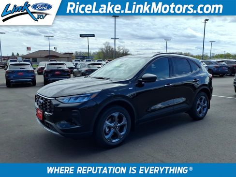 New 2026 Ford Escape ST-Line w/ Cold Weather Package AWD/4WD image 1