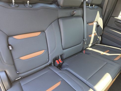 New 2026 GMC Sierra 2500 AT4 w/ AT4 Premium Plus Package image 25