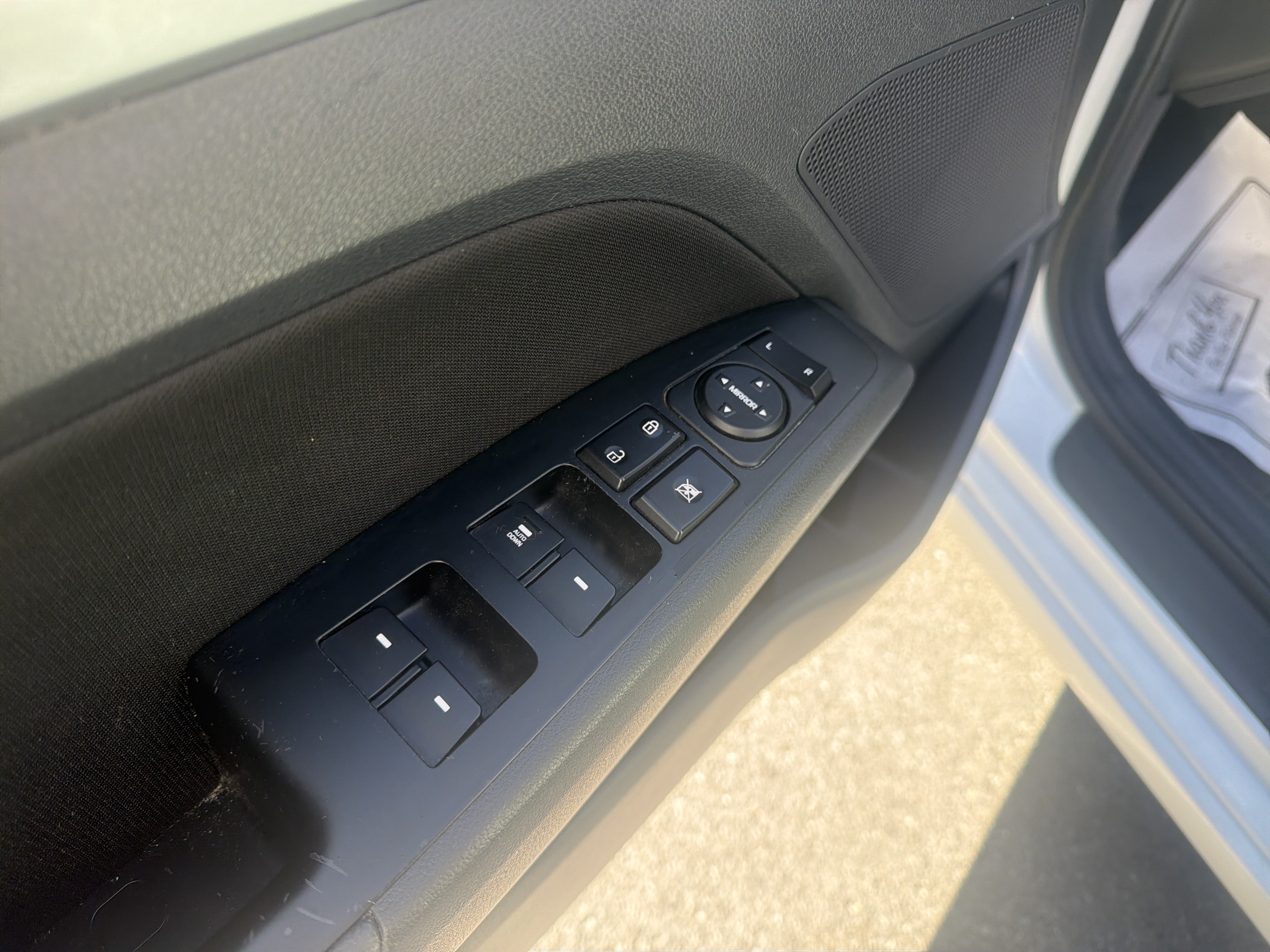 Used 2019 Hyundai Elantra SEL w/ Cargo Package FWD image 16