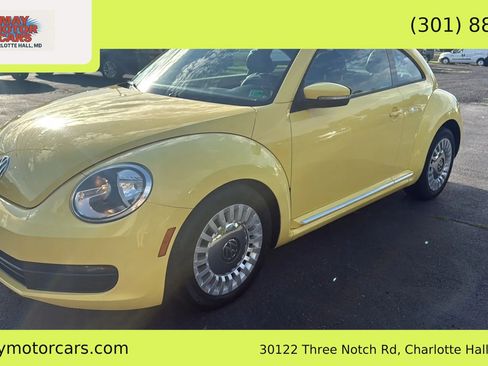 Used 2013 Volkswagen Beetle 2.5 FWD image 1