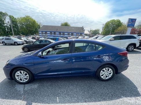 Used 2019 Hyundai Elantra SE FWD image 9