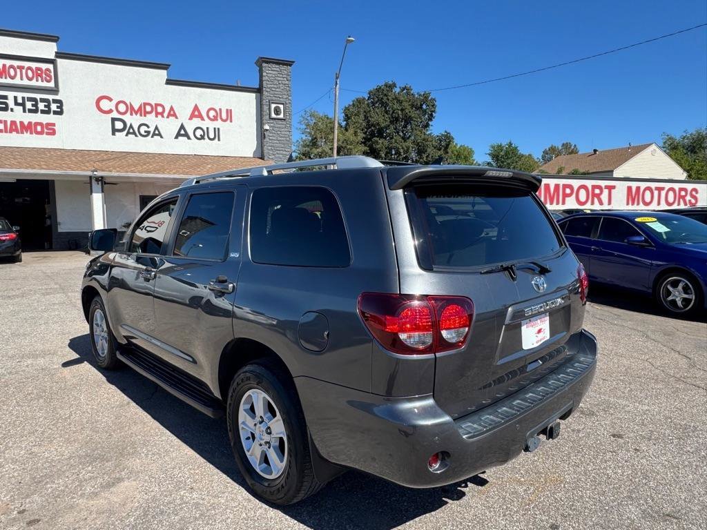 Used 2019 Toyota Sequoia SR5 w/ Premium Package RWD image 8