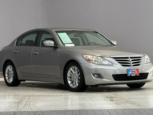 Used 2009 Hyundai Genesis 3.8 image 7
