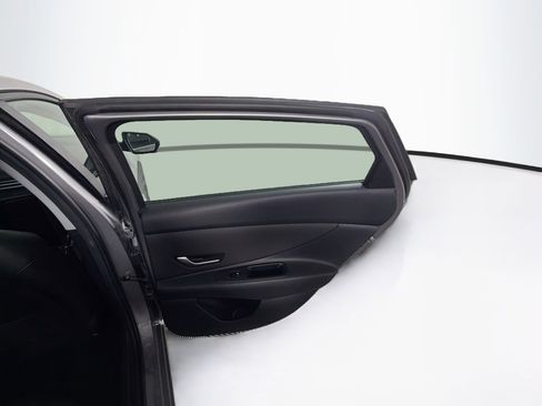 Used 2024 Hyundai Elantra Limited FWD image 30