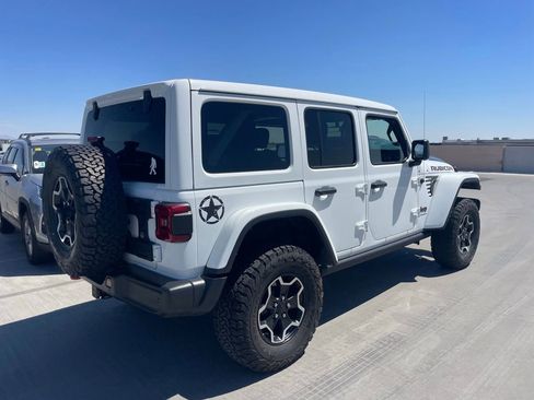 Used 2023 Jeep Wrangler Unlimited Rubicon image 2