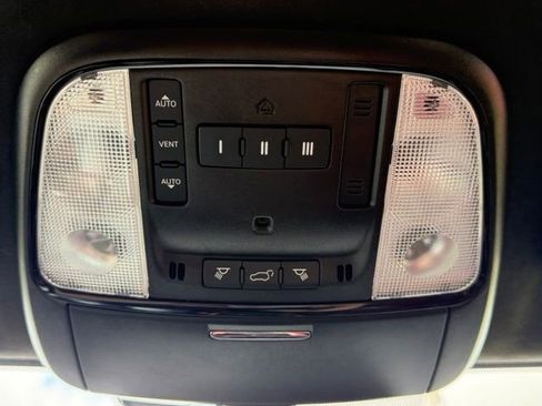 Used 2023 Dodge Durango SRT Hellcat AWD/4WD image 34
