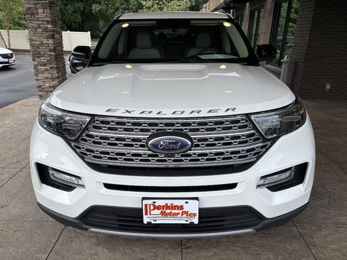 Used 2020 Ford Explorer Limited AWD/4WD image 3