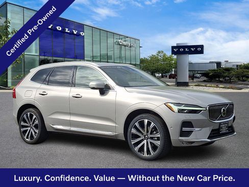 Certified 2023 Volvo XC60 B5 Ultimate w/ Climate Package AWD/4WD image 1