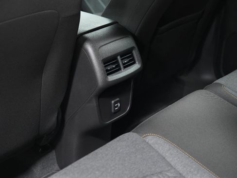 Used 2024 Chevrolet Equinox LT image 21