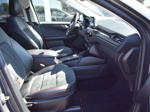 Used 2022 Ford Escape SEL w/ Technology Package AWD/4WD image 46