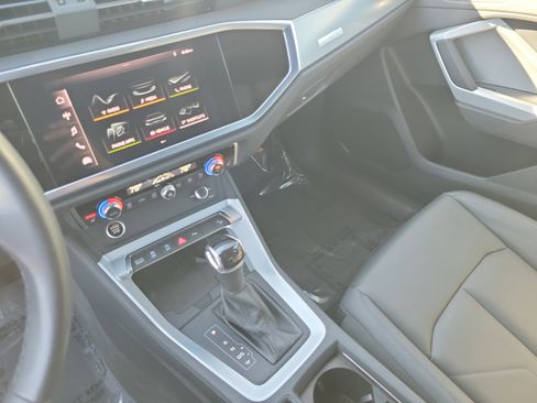 Used 2021 Audi Q3 2.0T Premium Plus w/ Premium Plus Package image 28