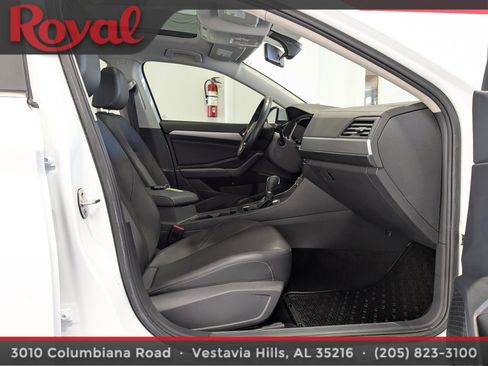 Used 2019 Volkswagen Jetta SE image 8