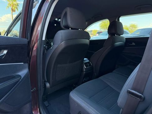 Used 2016 Kia Sorento FWD w/ LX Convenience Package image 41