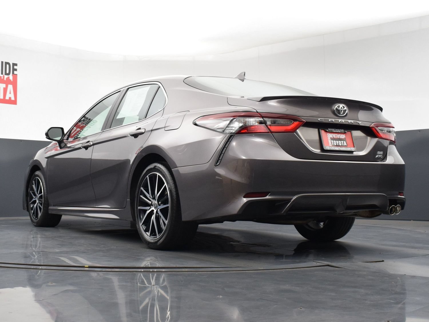 Used 2023 Toyota Camry SE AWD/4WD image 26