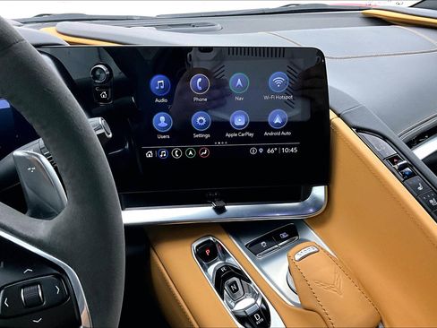 Used 2021 Chevrolet Corvette Stingray Preferred Cpe w/ Z51 Performance Package image 5