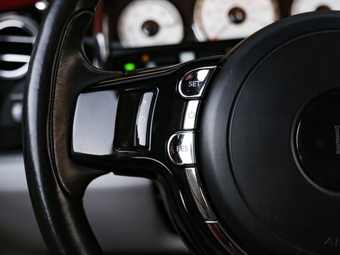 Used 2020 Rolls-Royce Wraith image 26