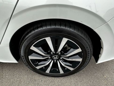 Certified 2024 Honda Civic EX-L image 12