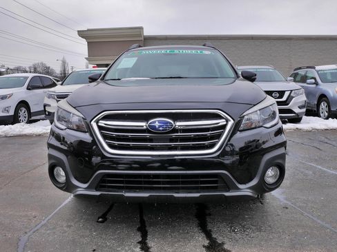 Used 2019 Subaru Outback 2.5i Limited image 2