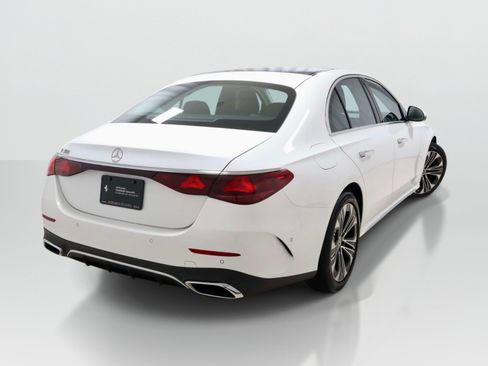 Used 2025 Mercedes-Benz E 350 Sedan w/ Winter Package image 5